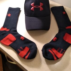 Men's Under Armour fitted cap size Medium/Large and UA socks size Large